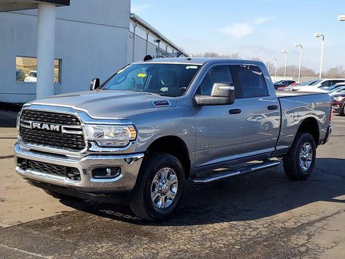 2023 RAM 2500 Big Horn Crew Cab 4x4 6'4' Box