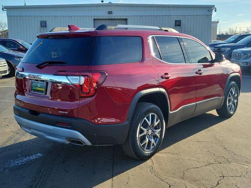 2023 GMC Acadia AWD SLT