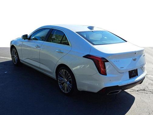 2023 Cadillac CT4 Premium Luxury