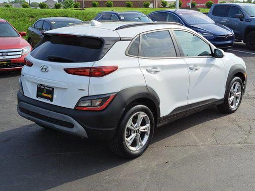 2023 Hyundai KONA SEL