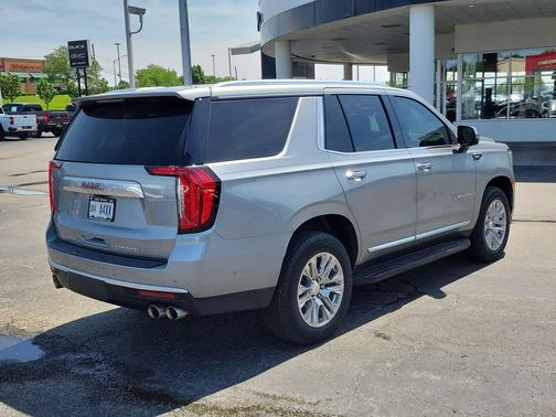 Sterling Metallic 2024 GMC Yukon Denali