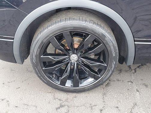 2020 Volkswagen Tiguan 2.0T SE R-Line Black 4MOTION