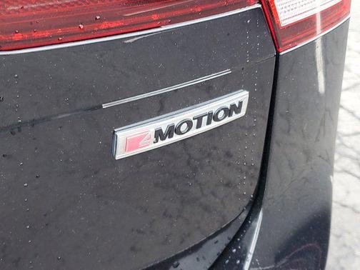 2020 Volkswagen Tiguan 2.0T SE R-Line Black 4MOTION