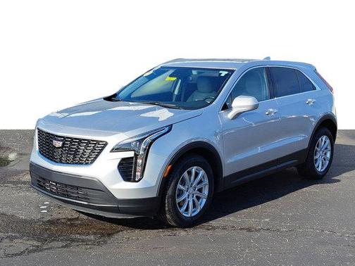 2022 Cadillac XT4 Luxury