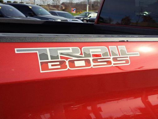 2025 Chevrolet Silverado 1500 LT Trail Boss