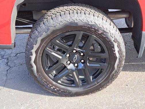 2025 Chevrolet Silverado 1500 LT Trail Boss