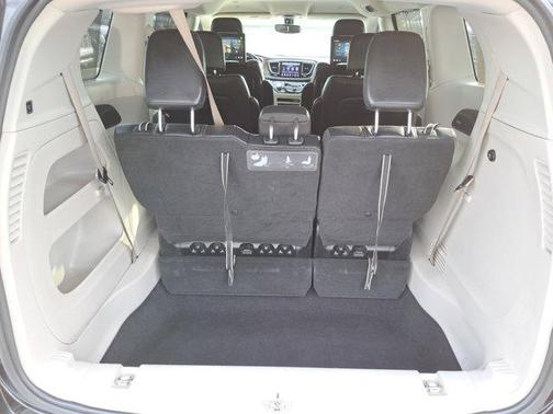 2018 Chrysler Pacifica Touring-L Plus