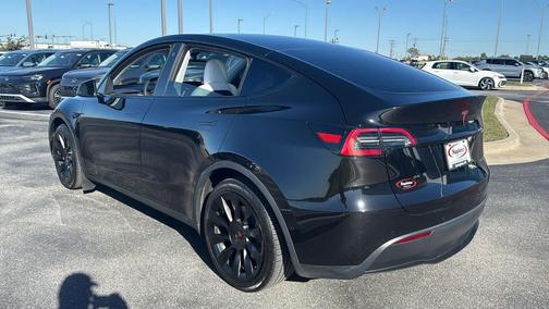2021 Tesla Model Y Long Range Dual Motor All-Wheel Drive