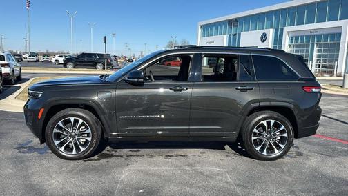 2023 Jeep Grand Cherokee 4xe Overland