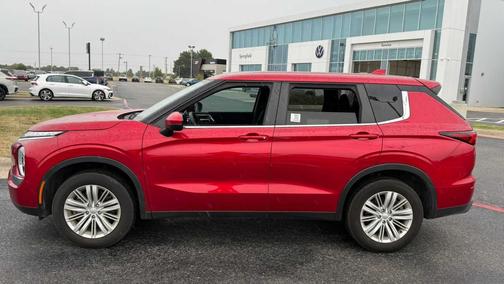 2024 Mitsubishi Outlander ES 2.5 S-AWC