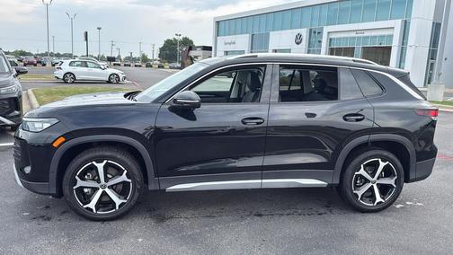 2025 Volkswagen Tiguan 2.0T SE 4MOTION