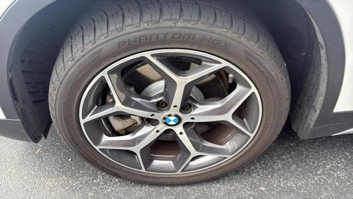 Mineral White Metallic 2019 BMW X1 xDrive28i