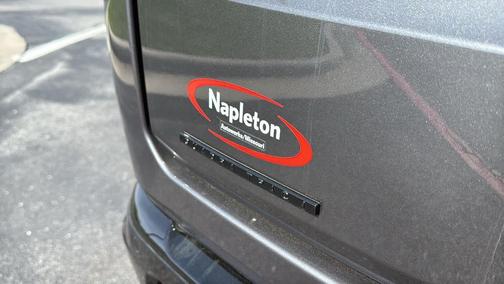 Baltic Gray Metallic Clearcoat 2023 Jeep Wagoneer Series II Carbide 4x4