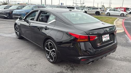 2024 Nissan Altima SR FWD