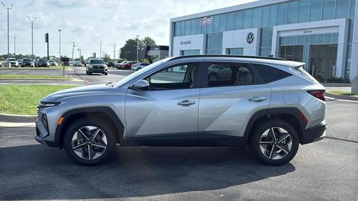Shimmering Silver 2026 Hyundai TUCSON SEL