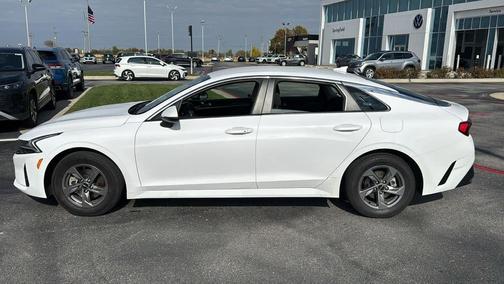 2022 Kia K5 LXS