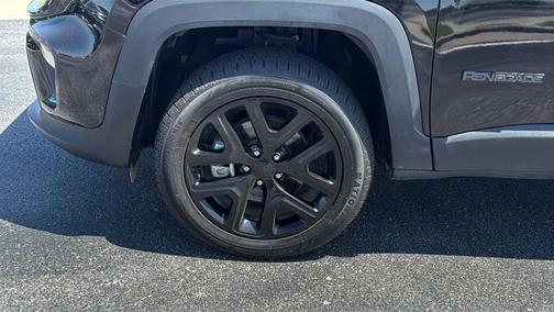 Black Clearcoat 2023 Jeep Renegade Altitude