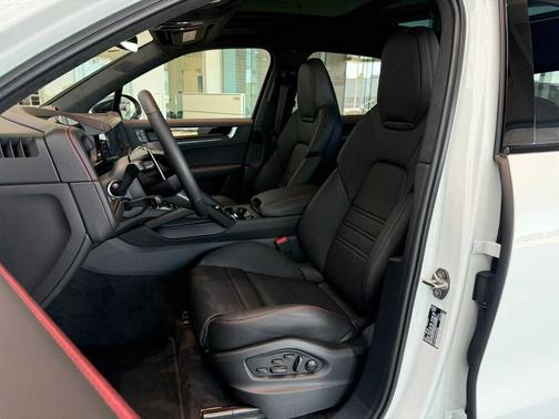 WHITE 2026 Porsche Cayenne GTS