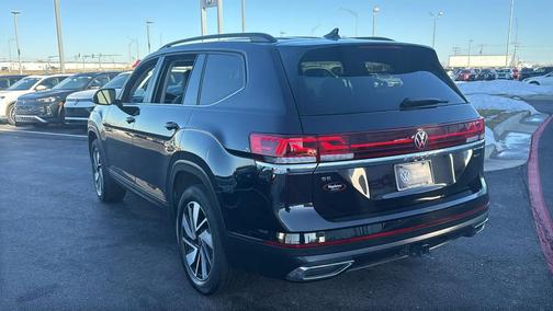 2025 Volkswagen Atlas 2.0T SE w/Technology 4MOTION