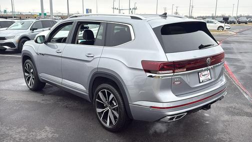 2025 Volkswagen Atlas 2.0T SEL Premium R-Line 4MOTION