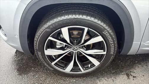 2025 Volkswagen Atlas 2.0T SEL Premium R-Line 4MOTION