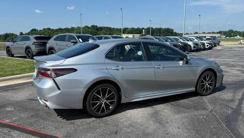 Celestial Silver Metallic 2023 Toyota Camry SE