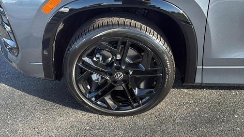 2026 Volkswagen Tiguan 2.0T SE R-Line Black 4MOTION