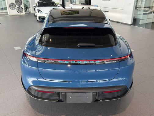 2023 Porsche Taycan GTS