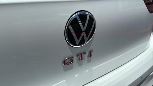 2025 Volkswagen Golf GTI 2.0T S DSG