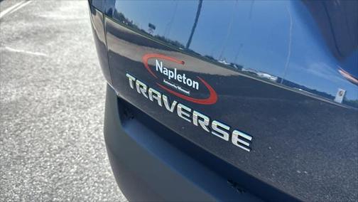 2022 Chevrolet Traverse LS