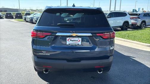 2022 Chevrolet Traverse LS