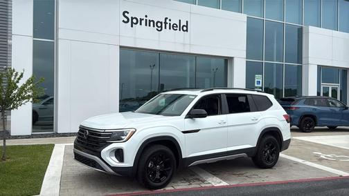 opal white pearl 2026 Volkswagen Atlas Peak Edition