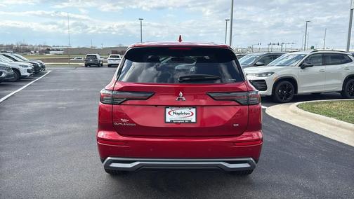 Red Diamond 2026 Mitsubishi Outlander SE 2.5 S-AWC