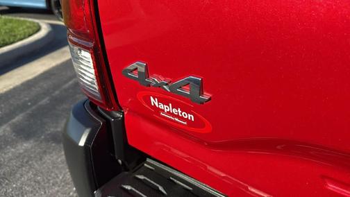 2019 Toyota Tacoma SR