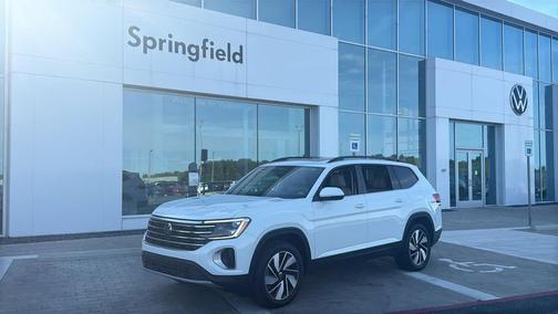 Pure White 2024 Volkswagen Atlas 2.0T SE w/Technology
