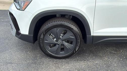 2026 Volkswagen Taos S