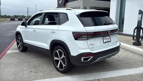 Pure White 2026 Volkswagen Taos SEL