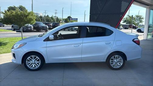 White Diamond 2022 Mitsubishi Mirage G4 SE