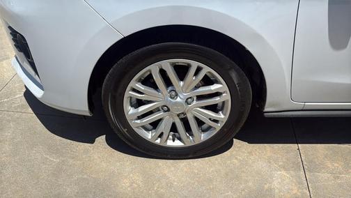 White Diamond 2022 Mitsubishi Mirage G4 SE