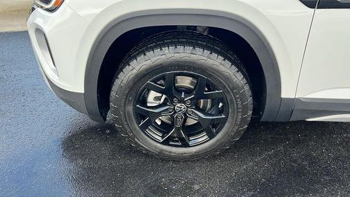 2025 Volkswagen Atlas 2.0T Peak Edition