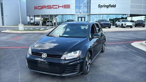 2017 Volkswagen Golf GTI 2.0T SE 4-Door