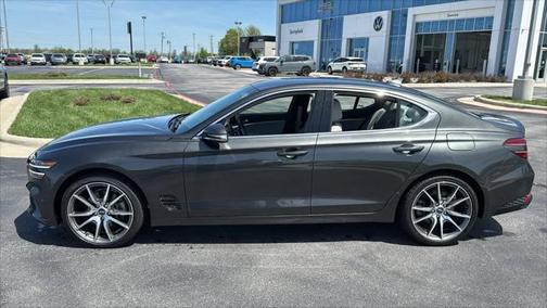 2023 Genesis G70 2.0T AWD