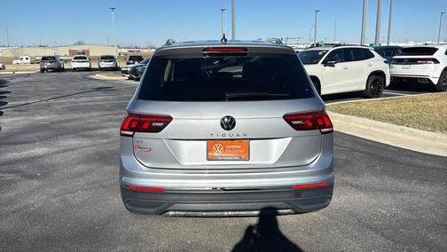 2024 Volkswagen Tiguan 2.0T SE