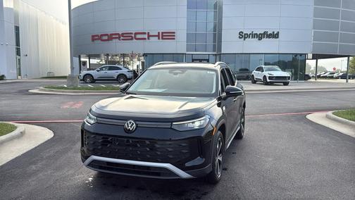 2025 Volkswagen Tiguan 2.0T SE 4MOTION