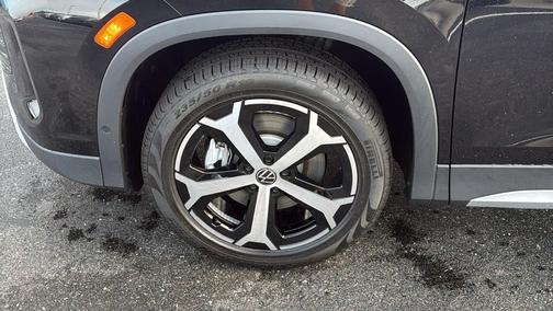 2025 Volkswagen Tiguan 2.0T SE 4MOTION