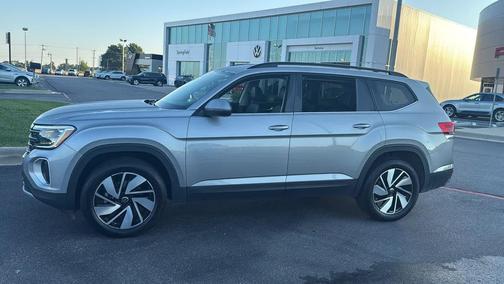 2025 Volkswagen Atlas 2.0T SE w/Technology 4MOTION