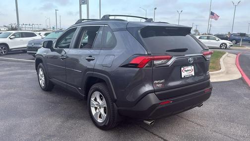 2020 Toyota RAV4 Hybrid XLE
