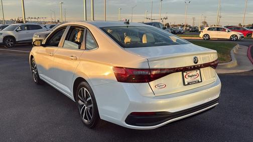 2026 Volkswagen Jetta 1.4T SE