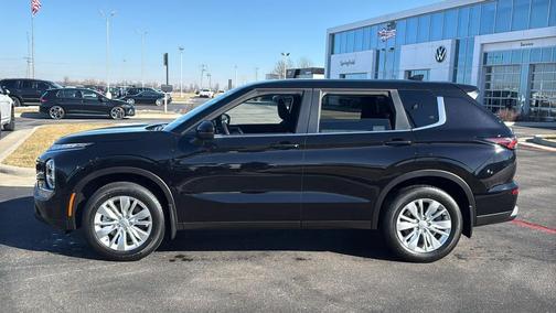 2026 Mitsubishi Outlander ES 2.5 S-AWC