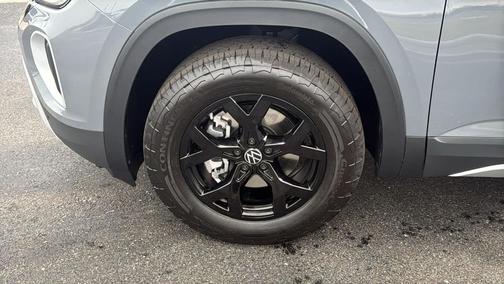 2026 Volkswagen Atlas Peak Edition